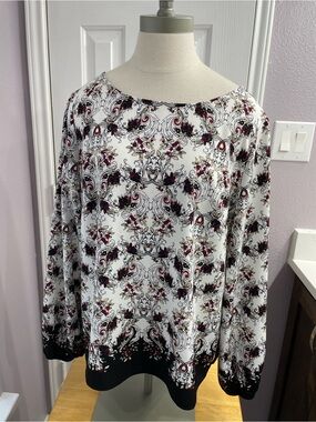 White House Black Market White and Black Floral Print Long Sleeve Top Size 14